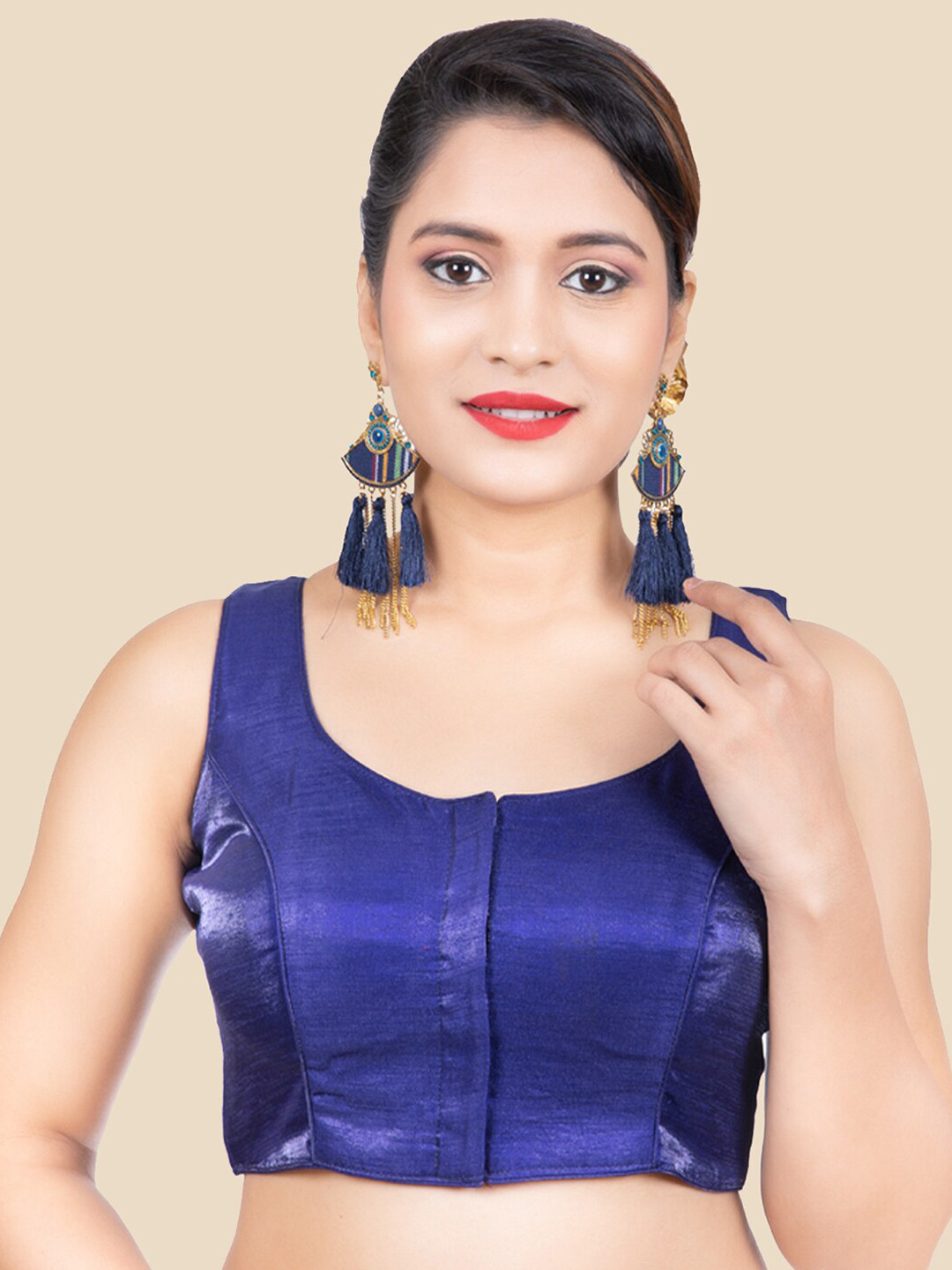 

FEMMIBELLA Women Plain Blue Sleeveless Padded Princess Cut Readymade Saree Blouse, Navy blue