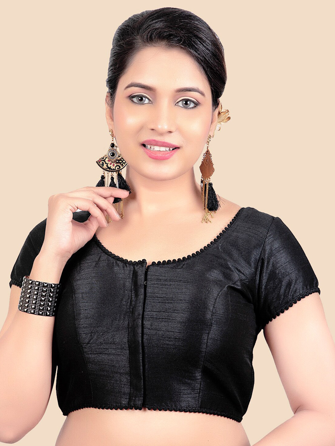 

FEMMIBELLA Women Black Solid Princess Cut Padded Raw Silk Saree Blouse