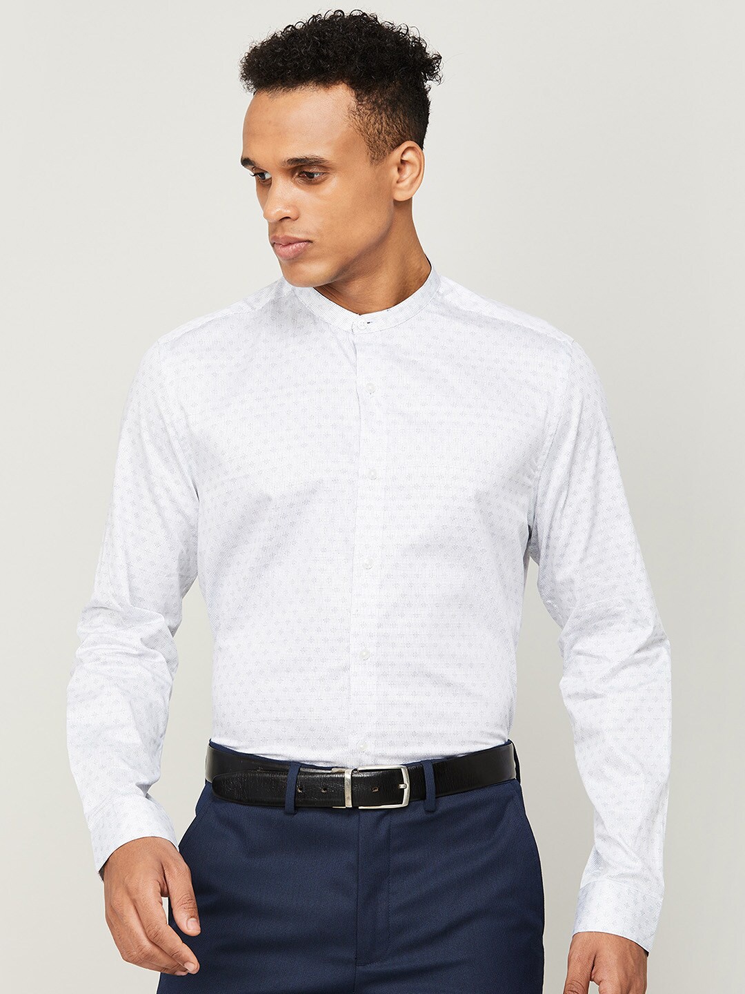 

CODE by Lifestyle Men White Printed Cotton Slim Fit Casual Shirt