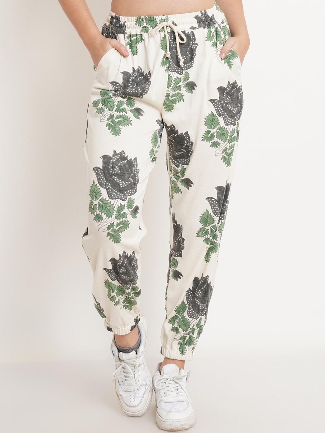 

Purple State Women Off White Floral Printed Comfort Joggers Trousers