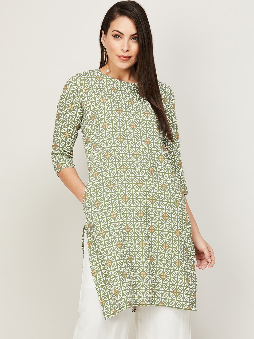 

Melange by Lifestyle Women Green Geometric Printed Kurta