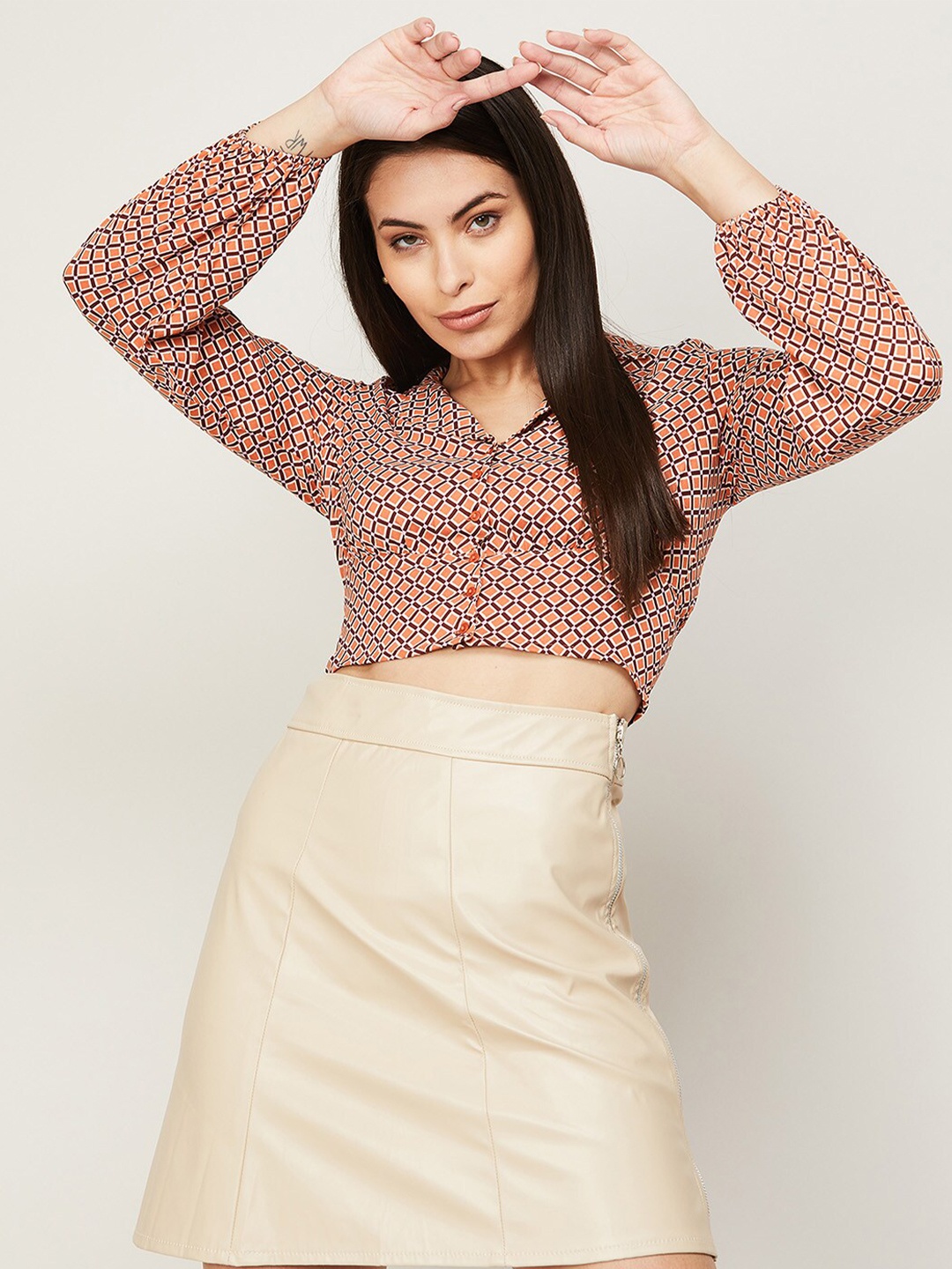 

Ginger by Lifestyle Brown Geometric Print Shirt Style Crop Top