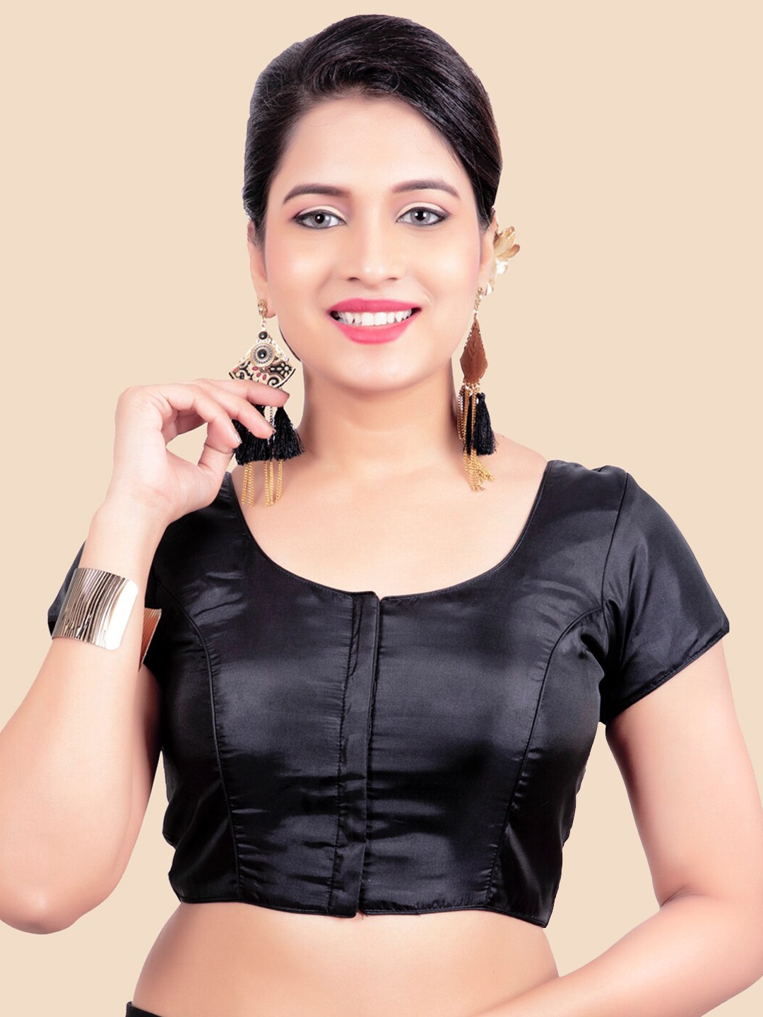 

FEMMIBELLA Women Black Solid Princesss Cut Padded Saree Blouse
