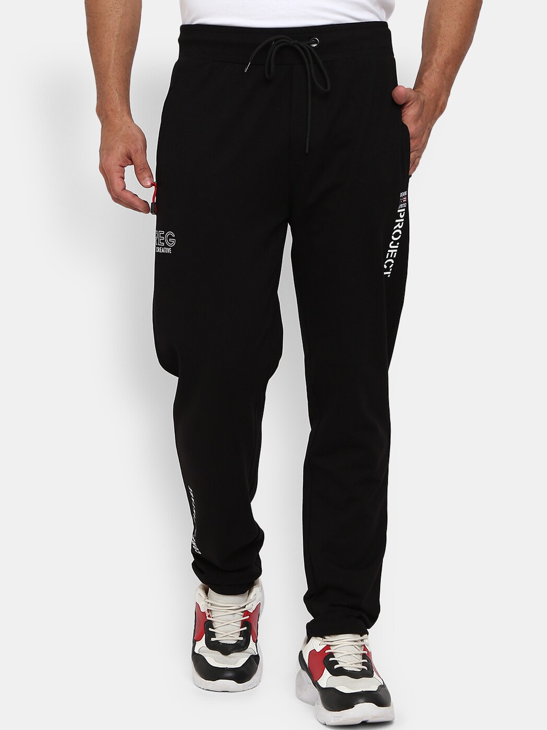 

V-Mart Men Black Solid Terry Jogger