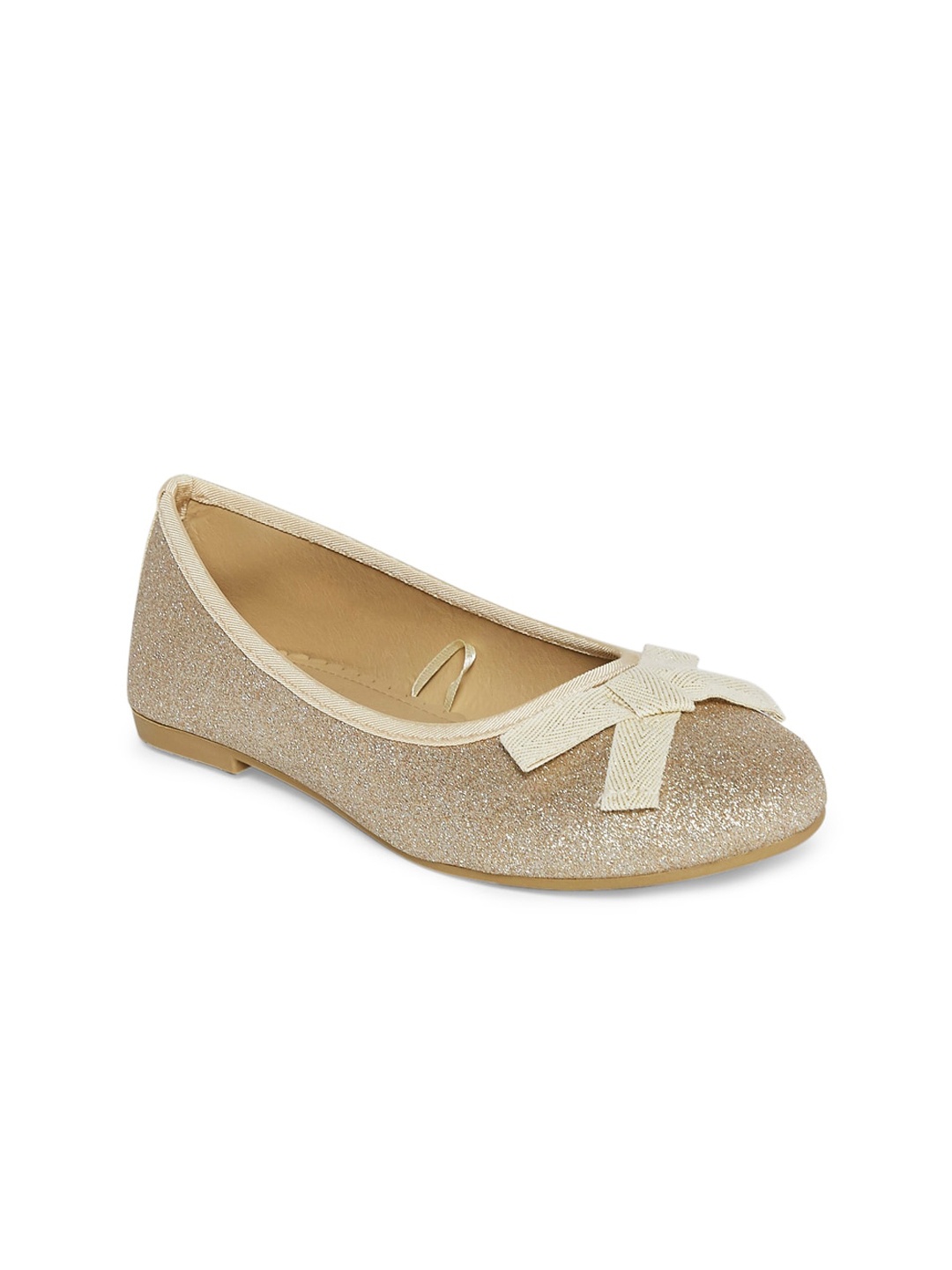 

Pantaloons Junior Girls Gold-Toned Textured Bows Flats