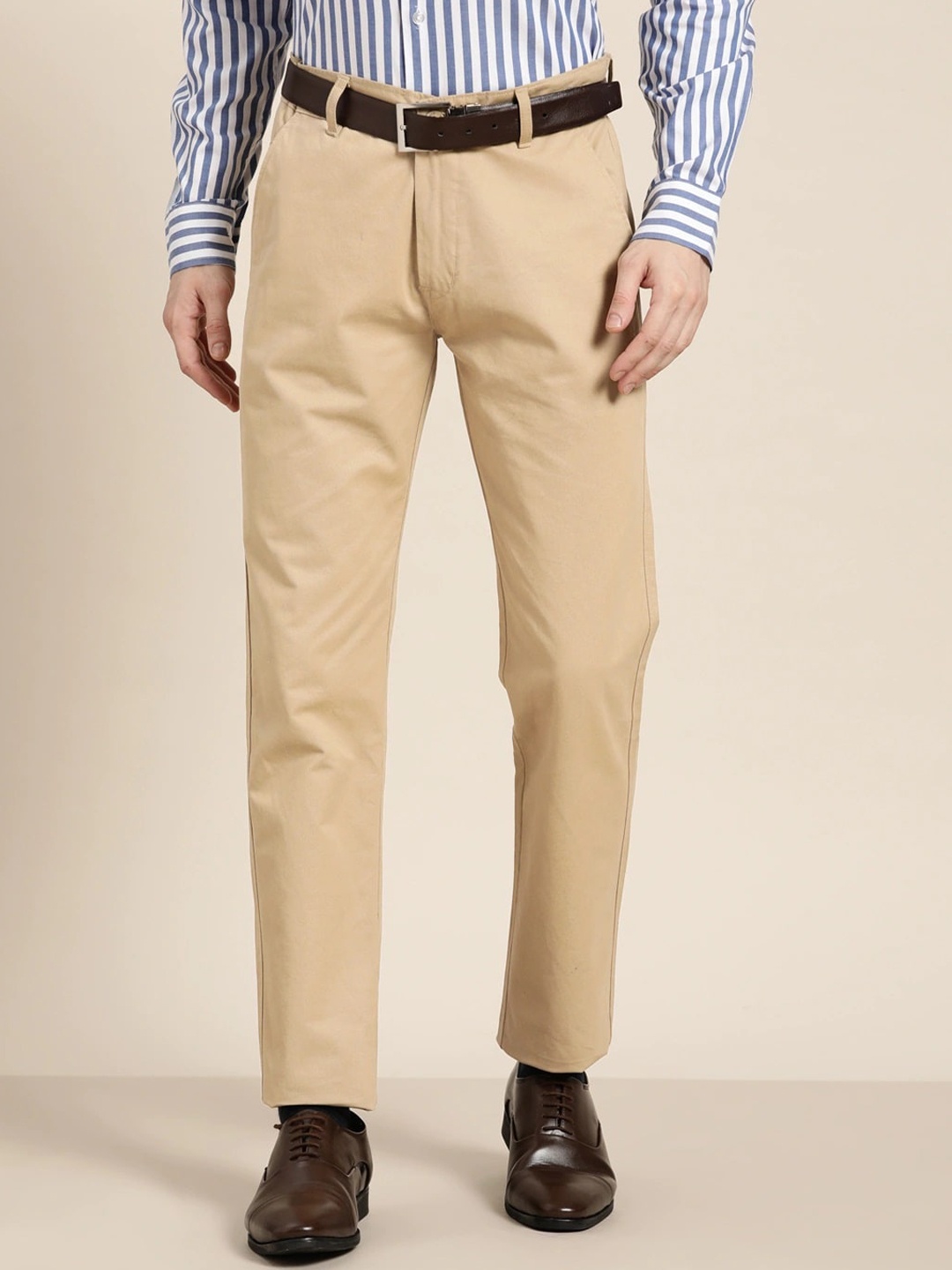 

Hancock Men Beige Solid Slim Fit Pure Cotton Formal Trousers