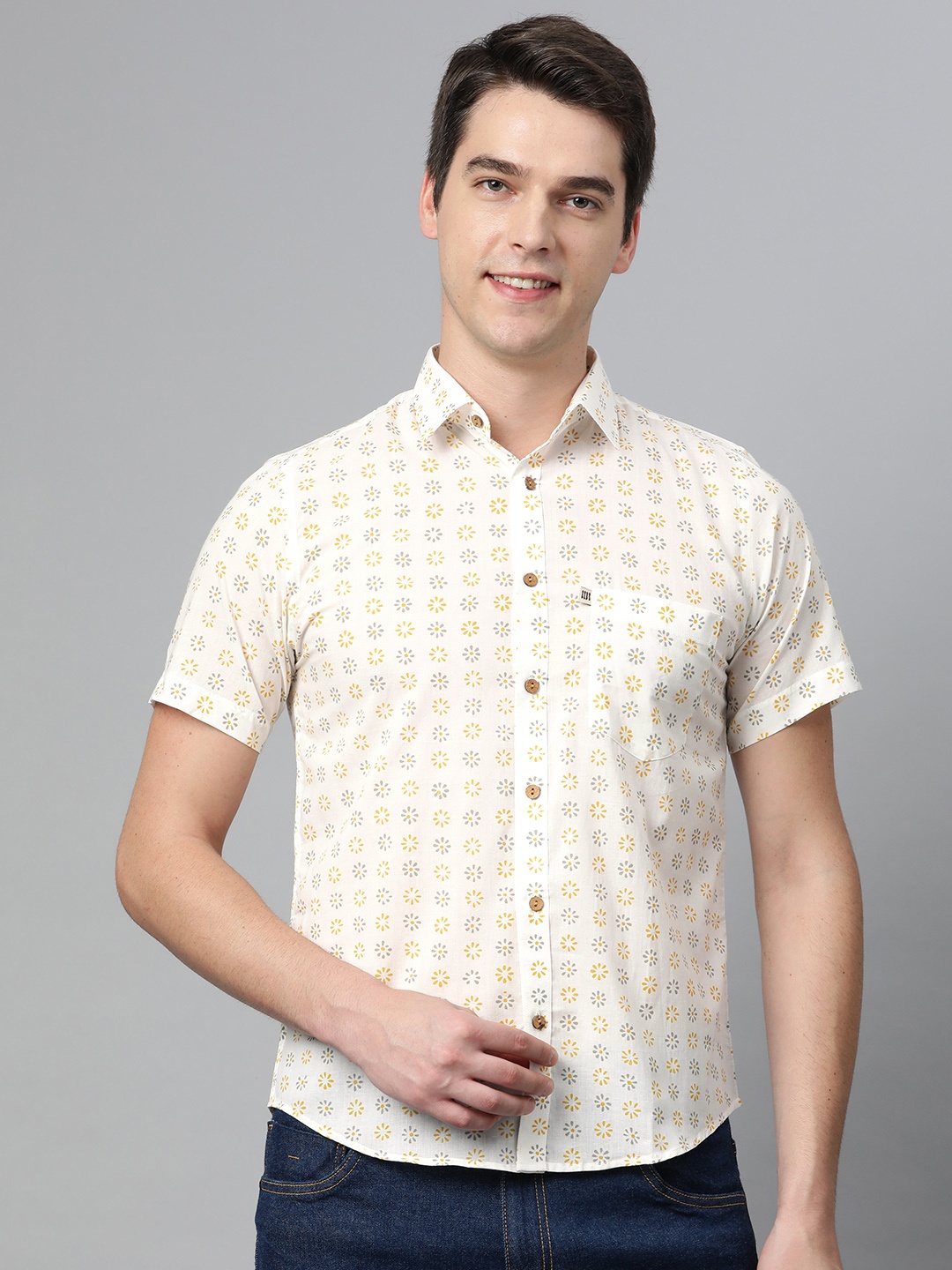 

Readiprint Fashions Men White & Yellow Slim Fit Floral Print Casual Shirt