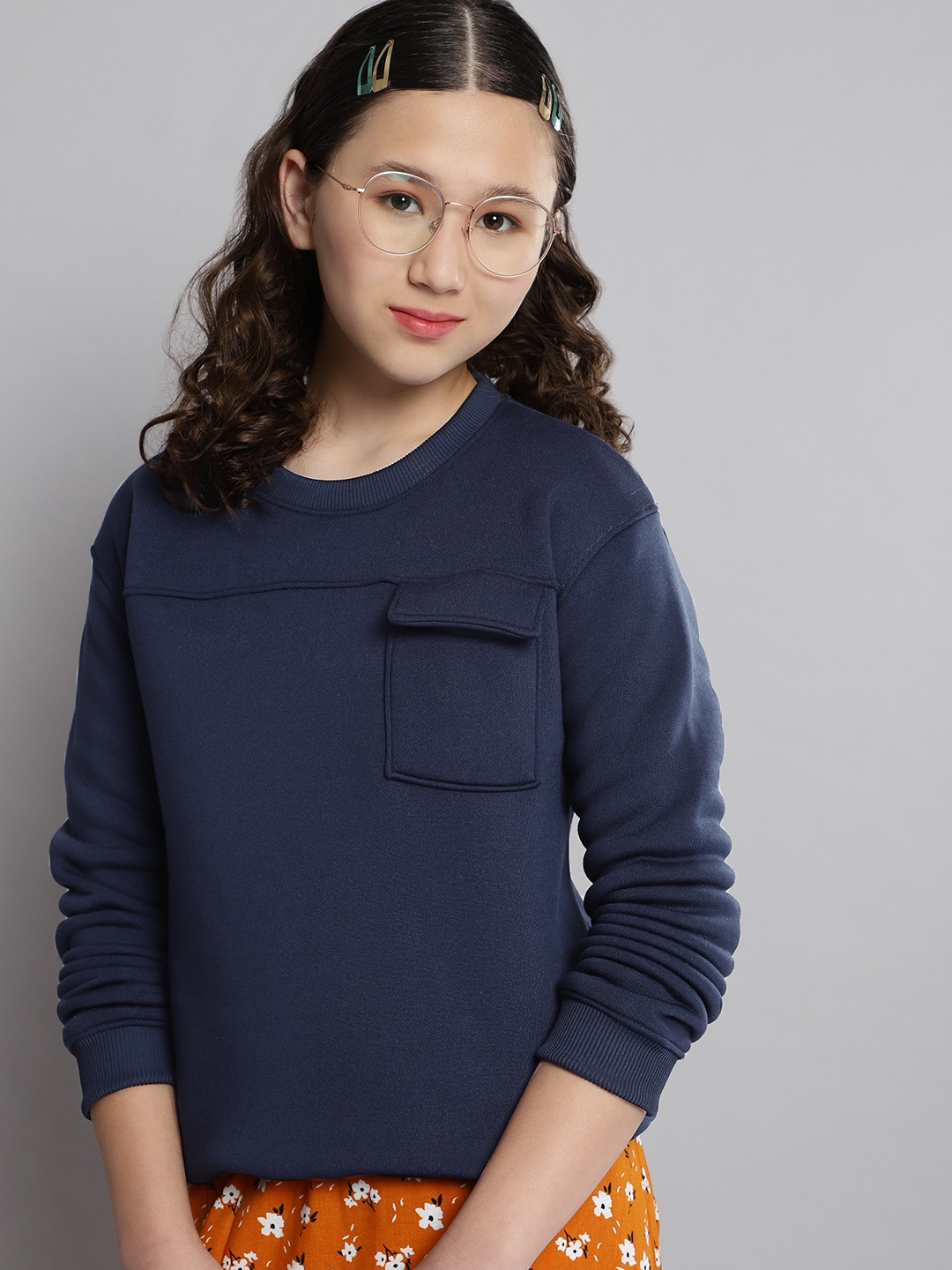 

M&H Juniors Girls Navy Blue Sweatshirt