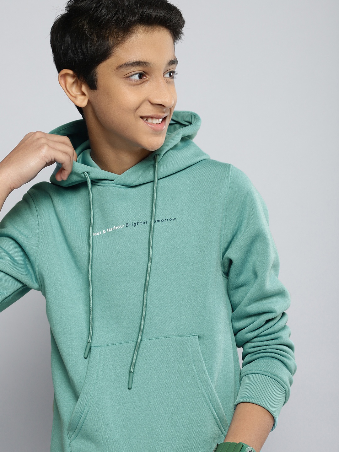 

M&H Juniors Boys Green Hooded Sweatshirt