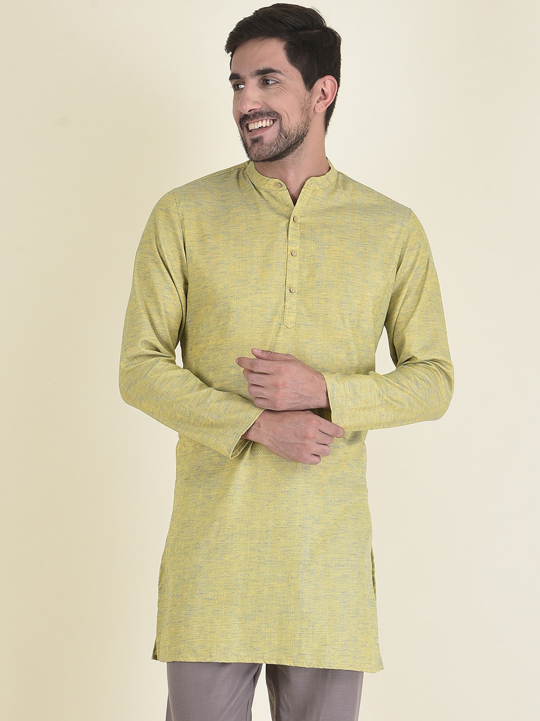 

DEYANN Men Yellow Jacquard Kurta