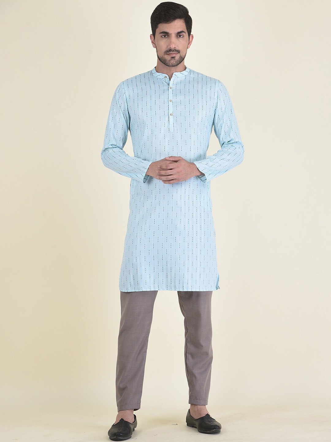 

DEYANN Men Blue Angrakha Kurta with Trousers