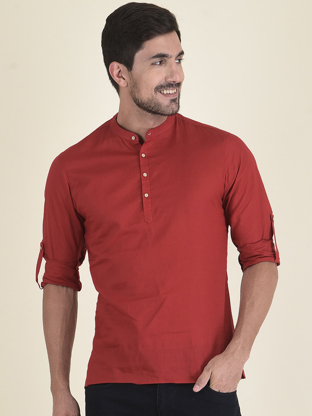 

DEYANN Men Maroon Solid Short Kurta