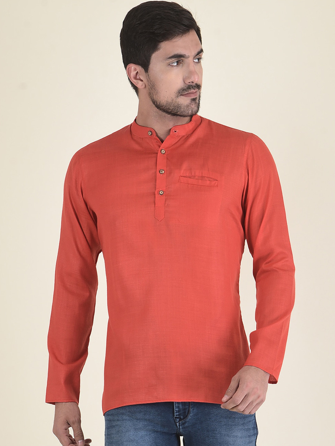 

DEYANN Men Red Solid Mandarin Collar Short Kurta