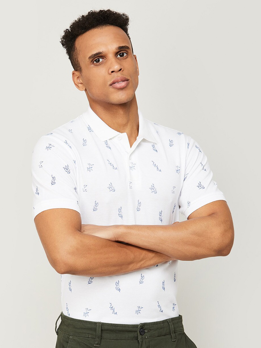 

Fame Forever by Lifestyle Men White Floral Printed Polo Collar T-shirt