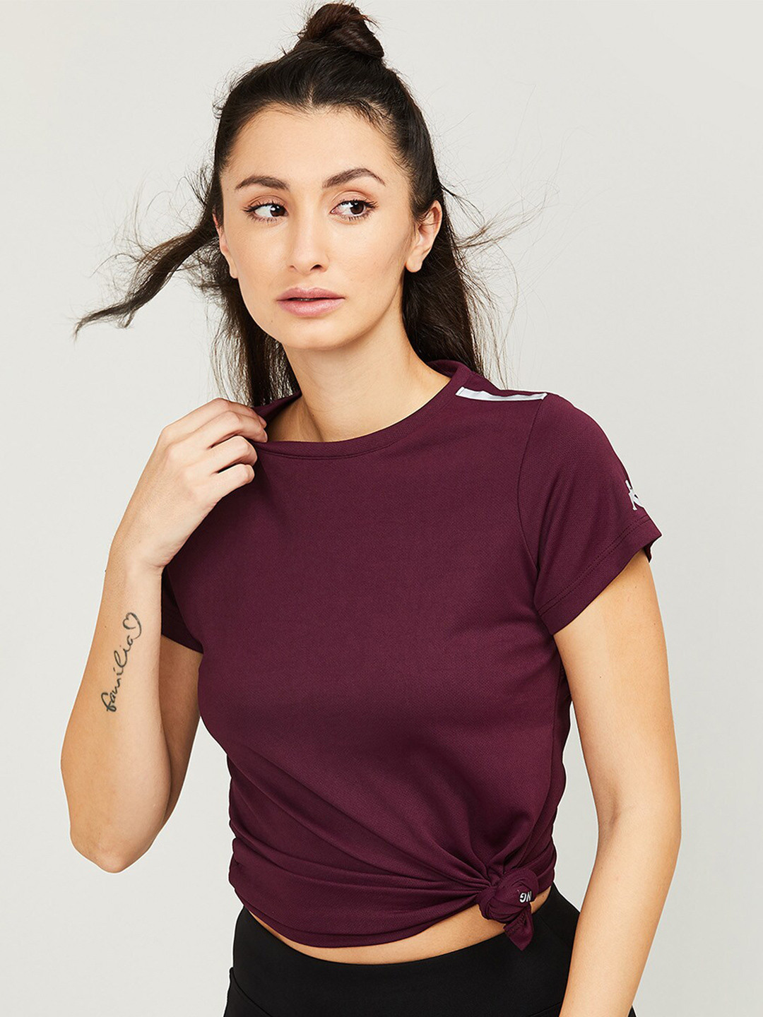 

Kappa Women Maroon T-shirt
