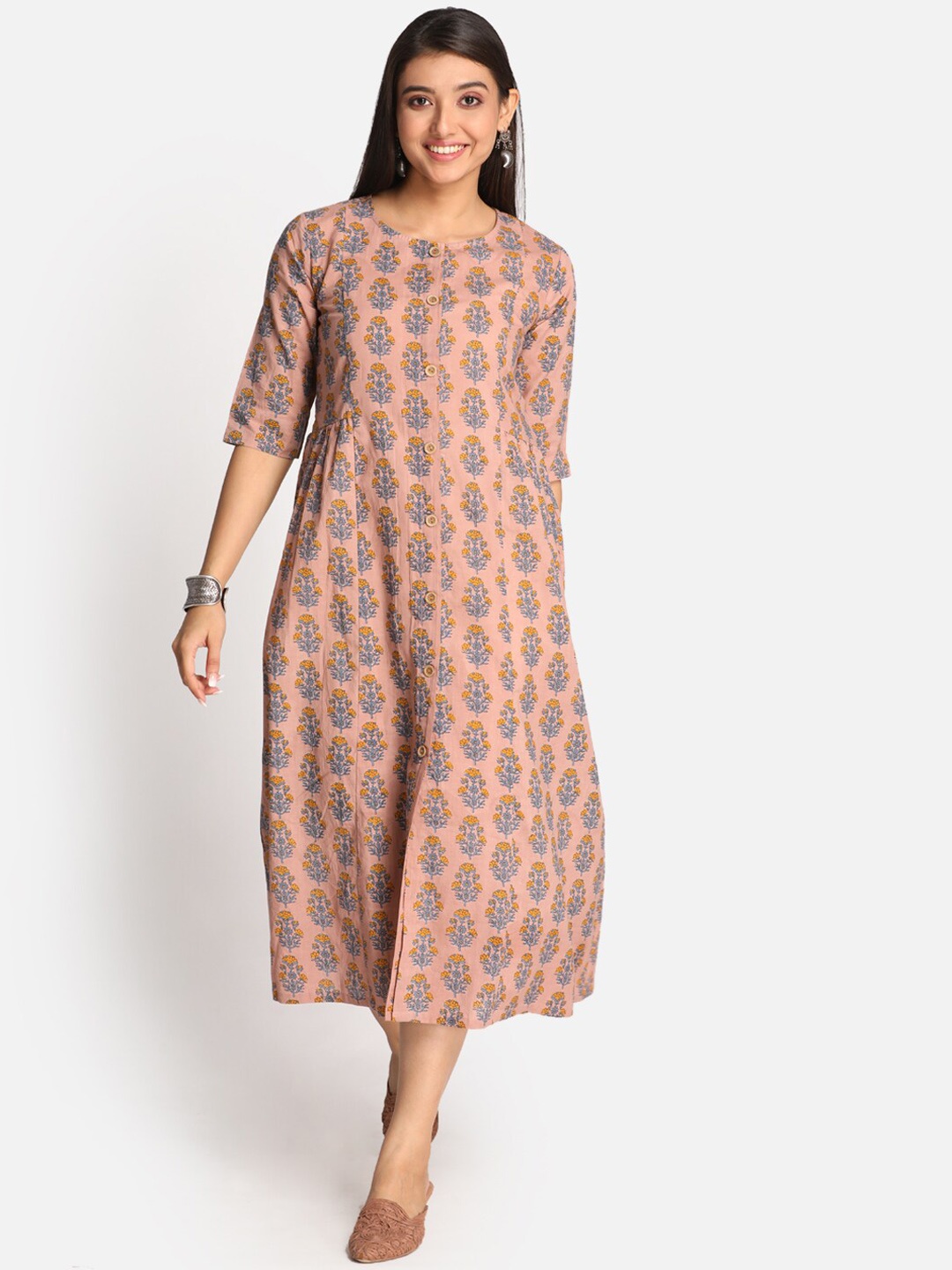 

Earthwear Women Peach-Coloured Ethnic Motifs Printed Gotta Patti Anarkali Kurta