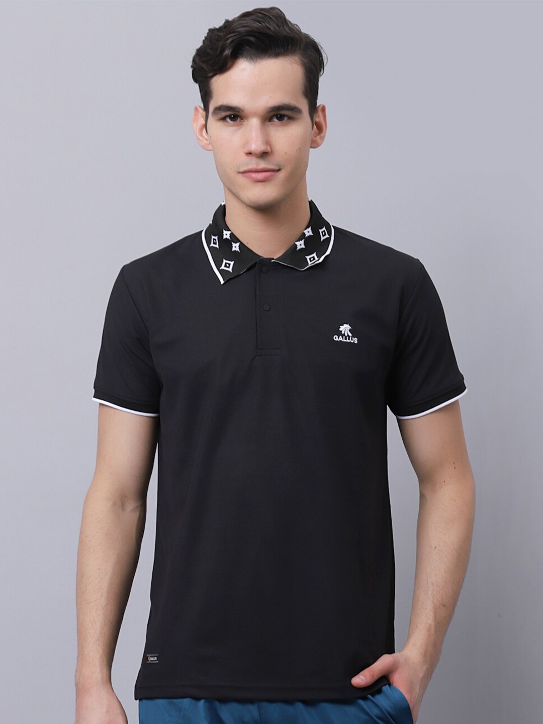 

Gallus Men Black & White Brand Logo Polo Collar Slim Fit T-shirt