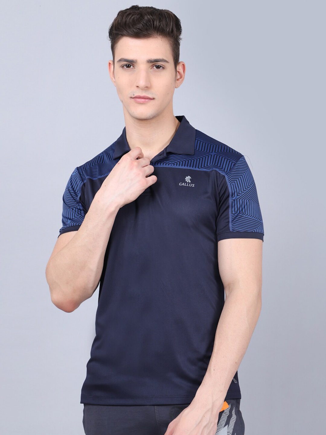 

Gallus Men Navy Blue Printed Polo Collar Dri-FIT Slim Fit T-shirt