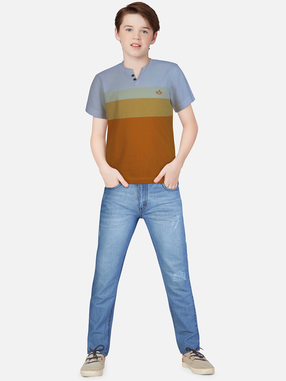 

Gini and Jony Boys Orange & Grey Colourblocked T-shirt
