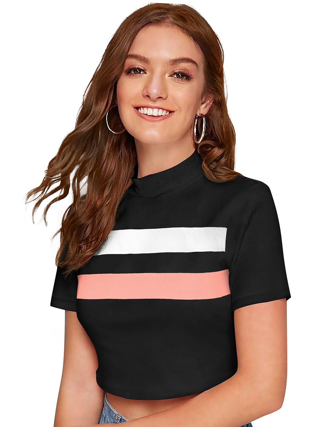 

FAVRIZ Black Colourblocked Crop Top