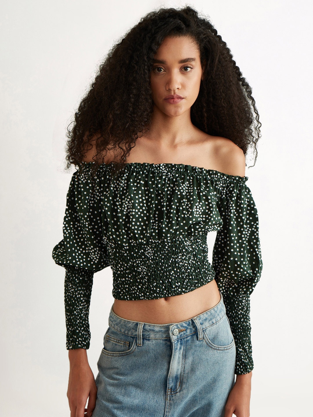 

COVER STORY Green & White Geometric Print Off-Shoulder Bardot Crop Top