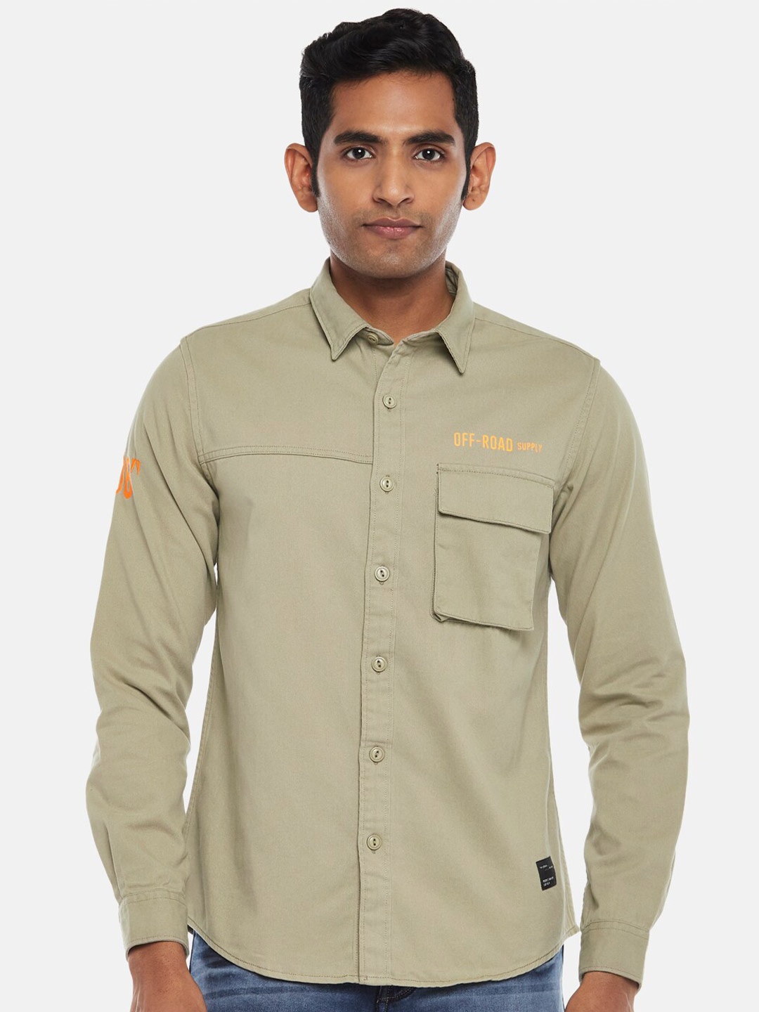 

People Men Beige Slim Fit Casual Shirt