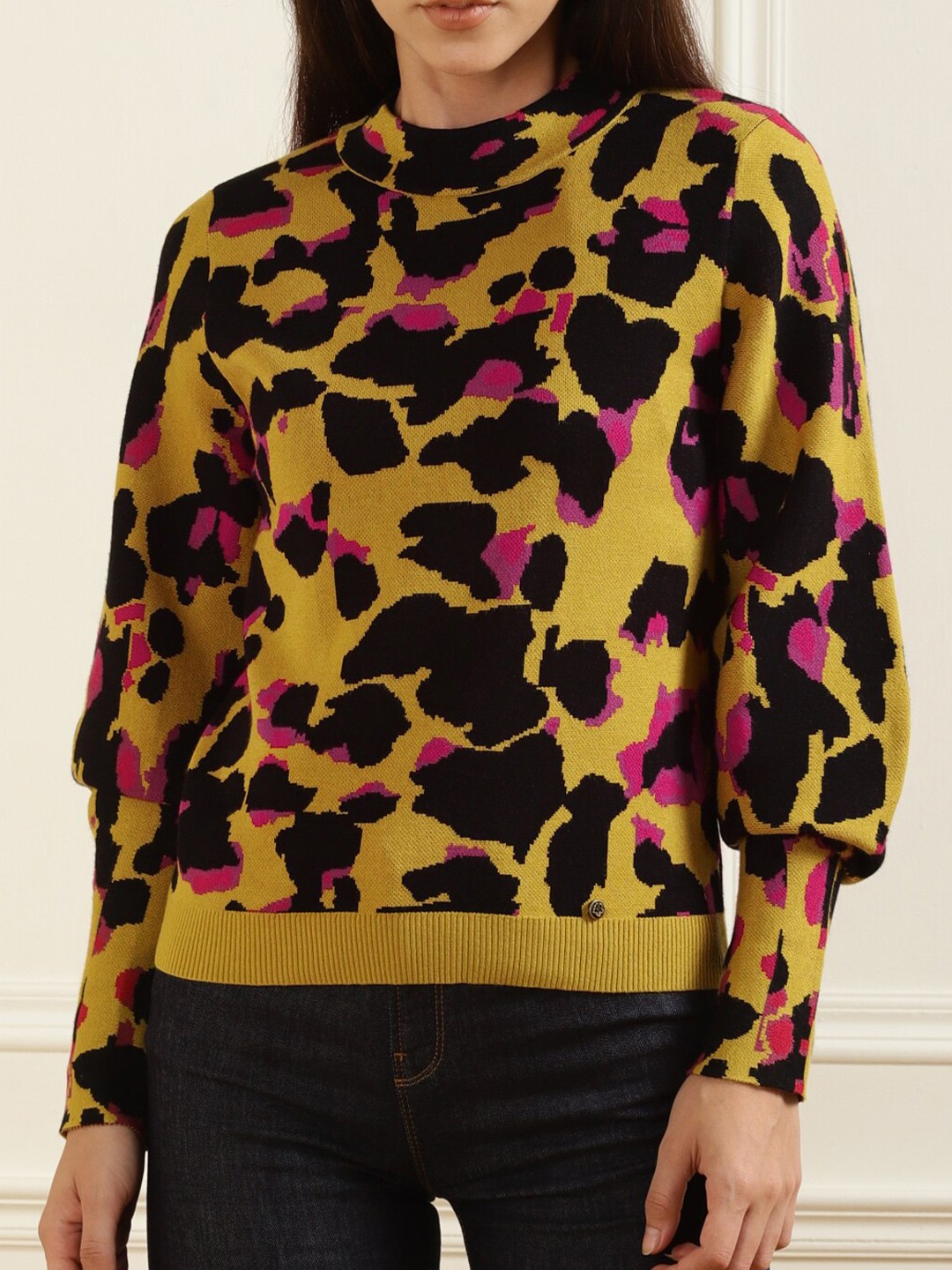 

Ted Baker Women Yellow & Black Printed Pullover