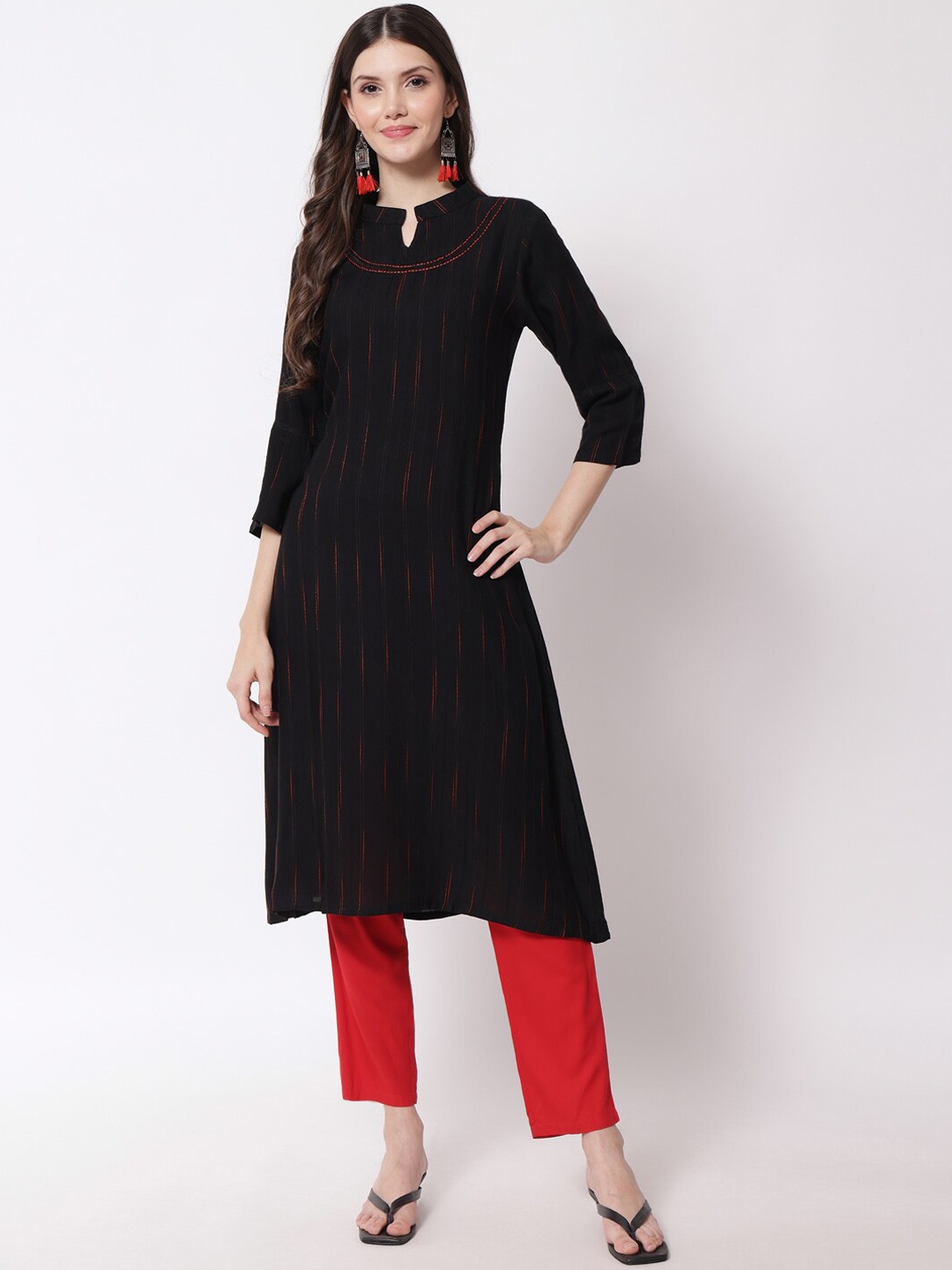 

Sitaram Designer Women Black Embroidered Thread Work A-Line Kurta