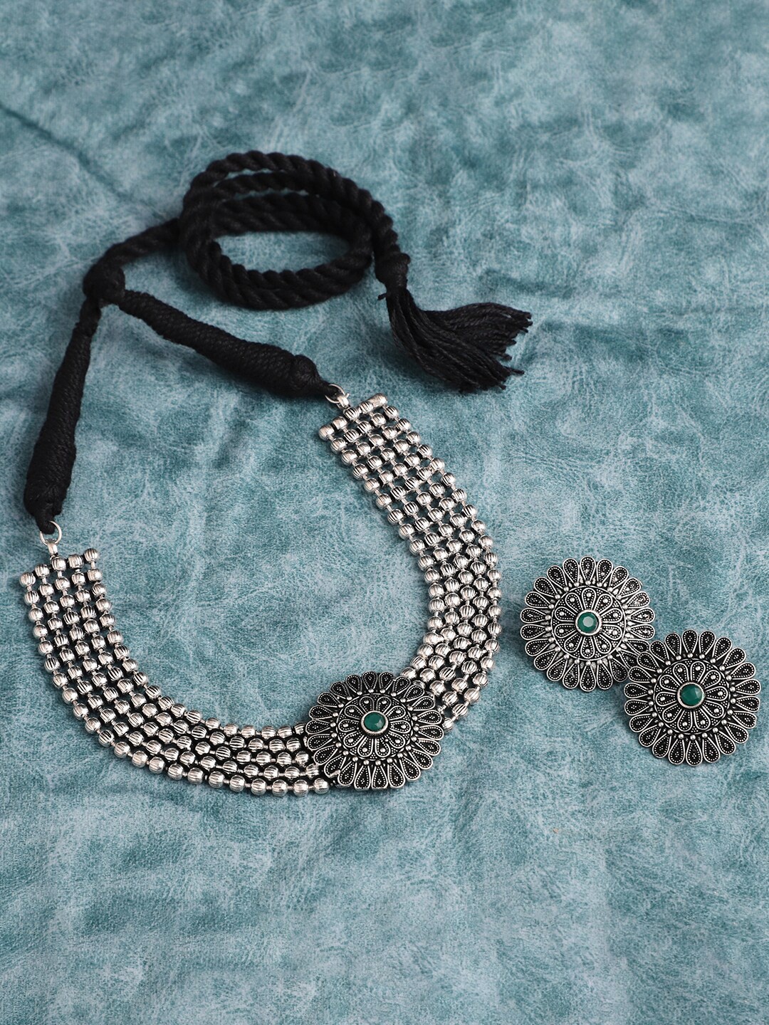 

VENI Black Brass Silver-Plated Oxidised Jewellery Set