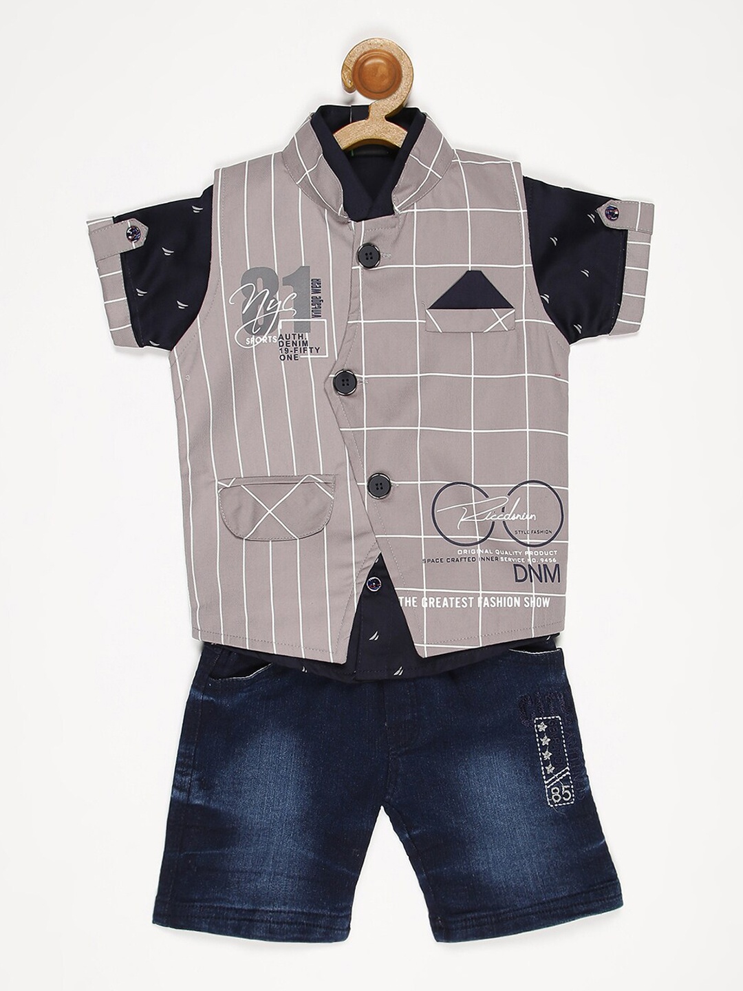 

V2 Value & Variety Boys Grey & Black Printed Shirt with Shorts