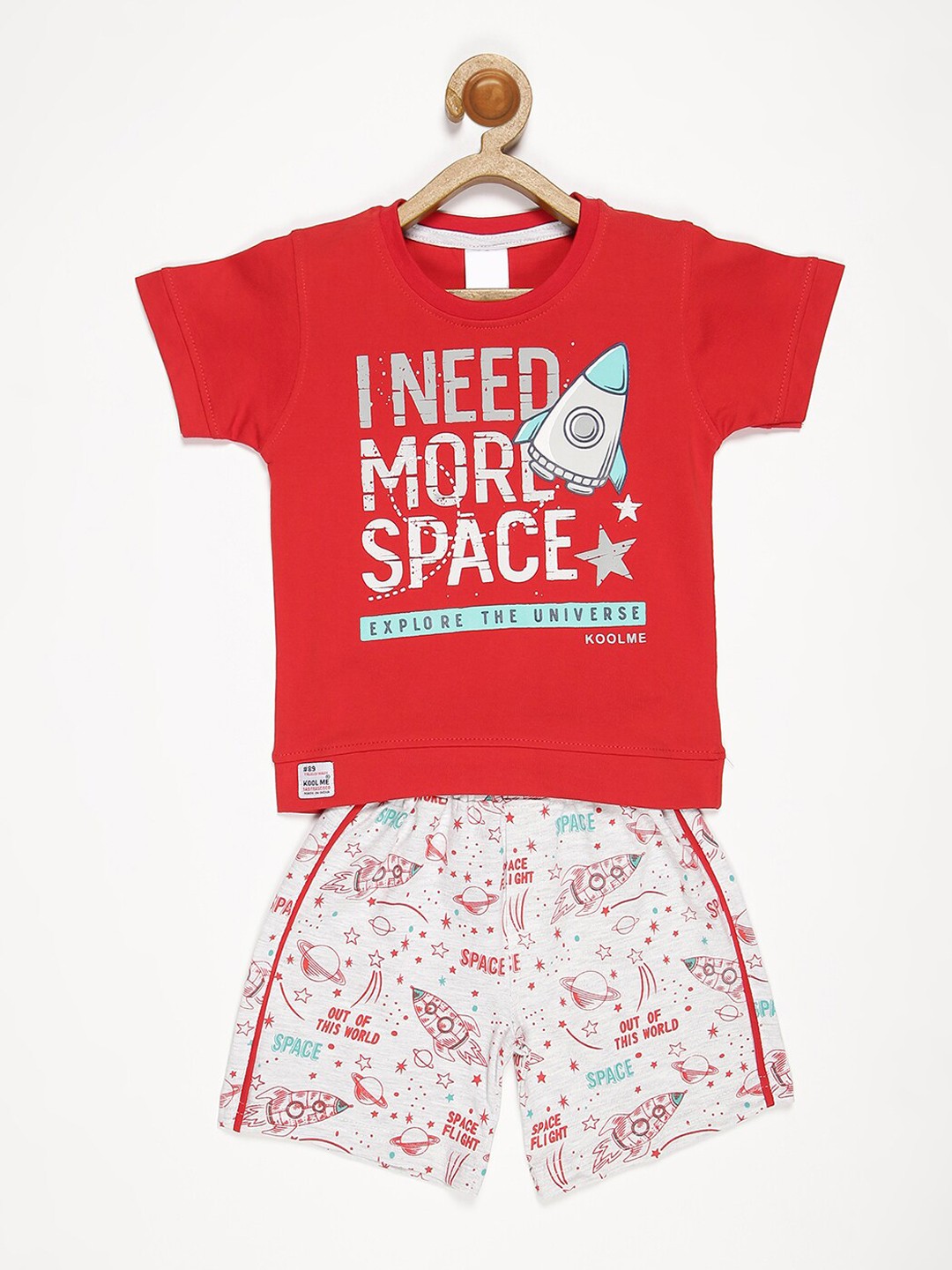

V2 Value & Variety Boys Red & White Printed Pure Cotton T-shirt with Shorts