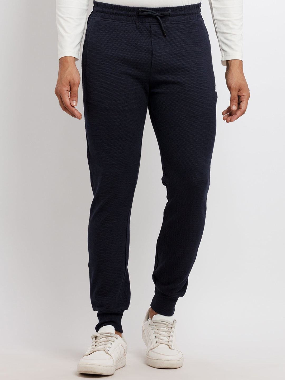 

Status Quo Men Navy Blue Solid Regular Fit Joggers