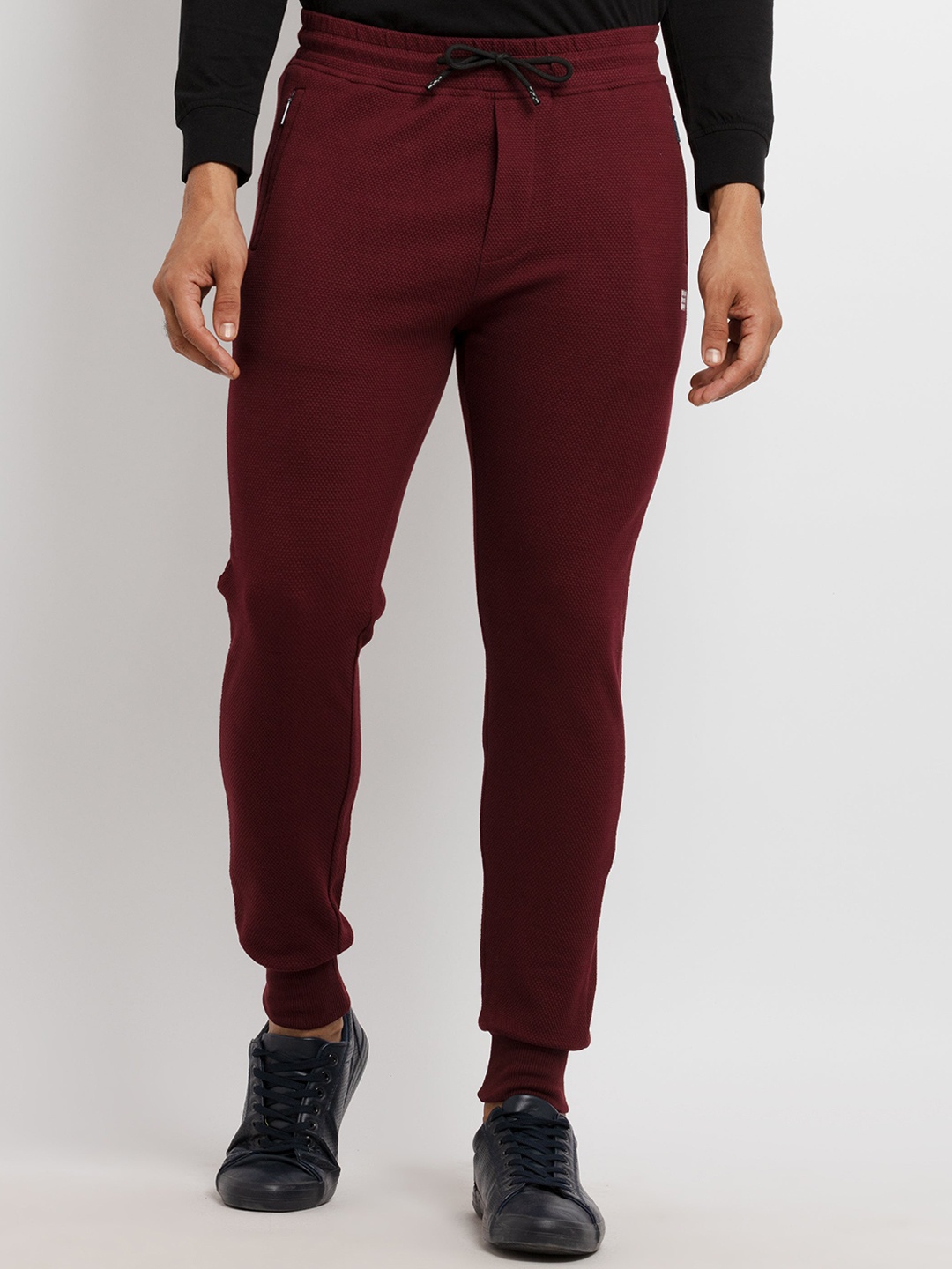 

Status Quo Plus Men Maroon Solid Cotton Regular Fit Jogger