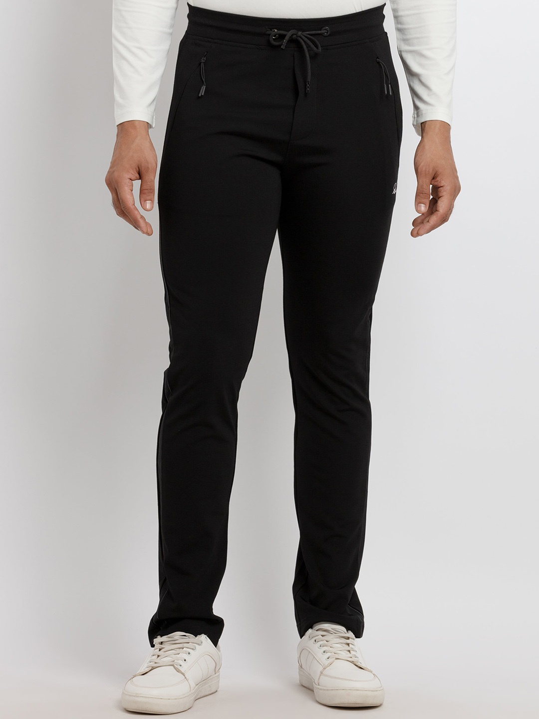 

Status Quo Men Black Solid Track Pants