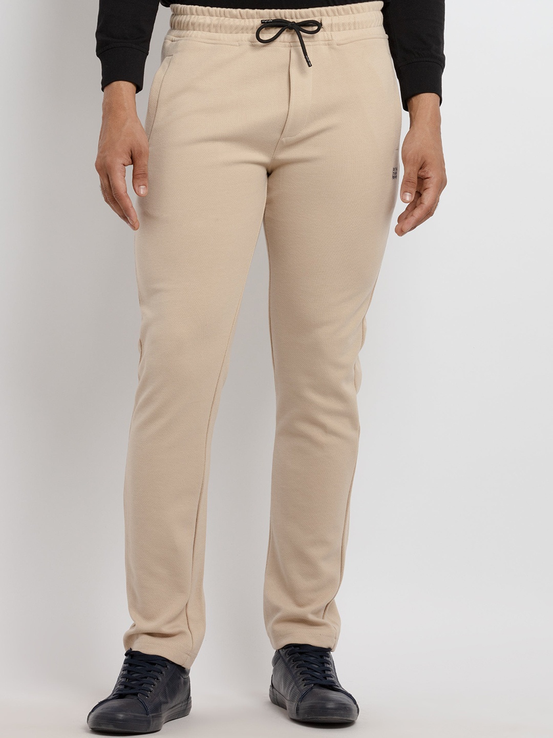 

Status Quo Men Beige Solid Track Pants