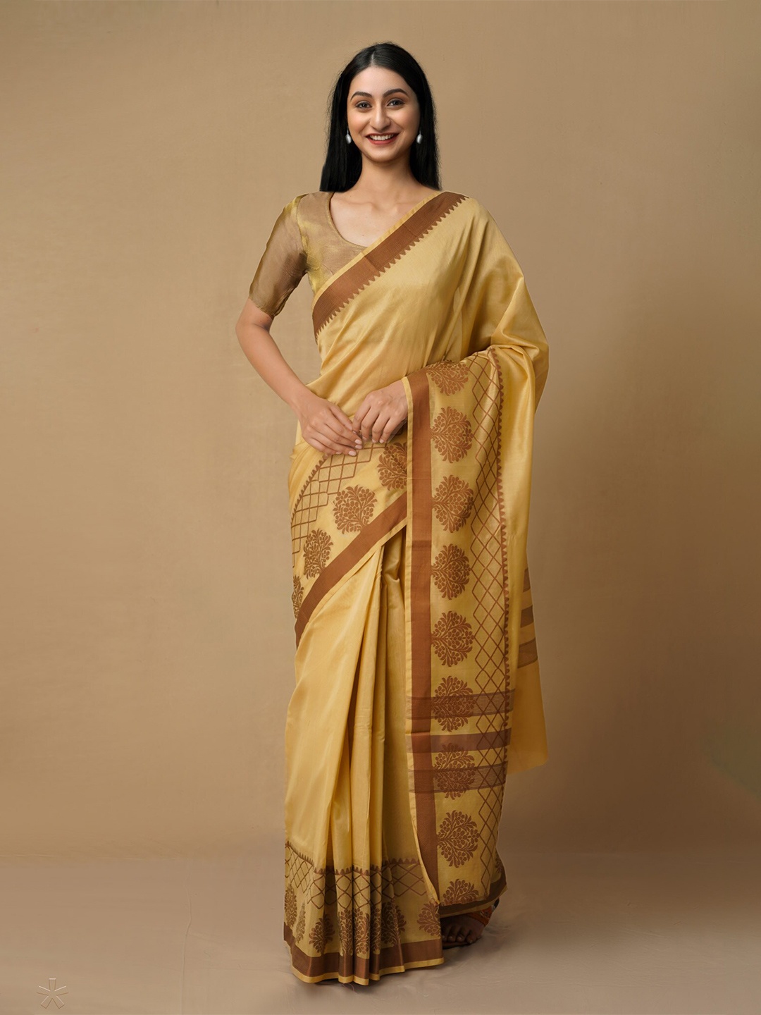 

Unnati Silks Brown & Gold-Toned Woven Design Silk Cotton Baluchari Saree