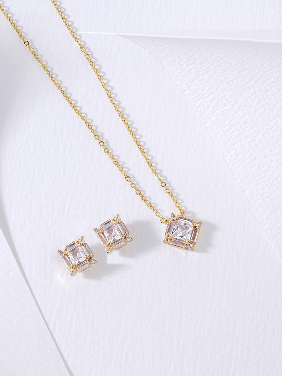 

MINUTIAE Gold-Plated White Crystals Studded Jewellery Set