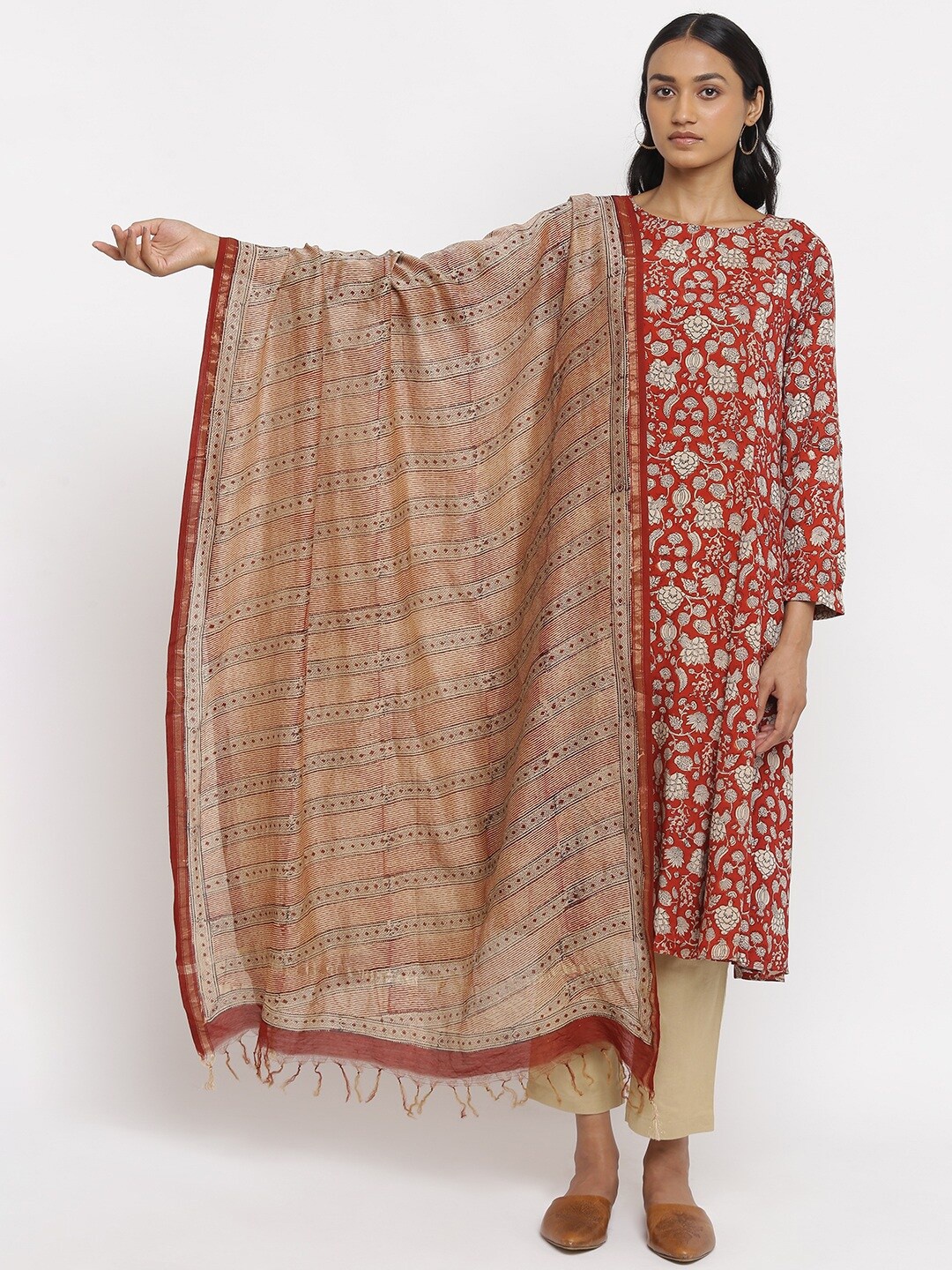 

W The Folksong Collection Beige & Red Printed Dupatta