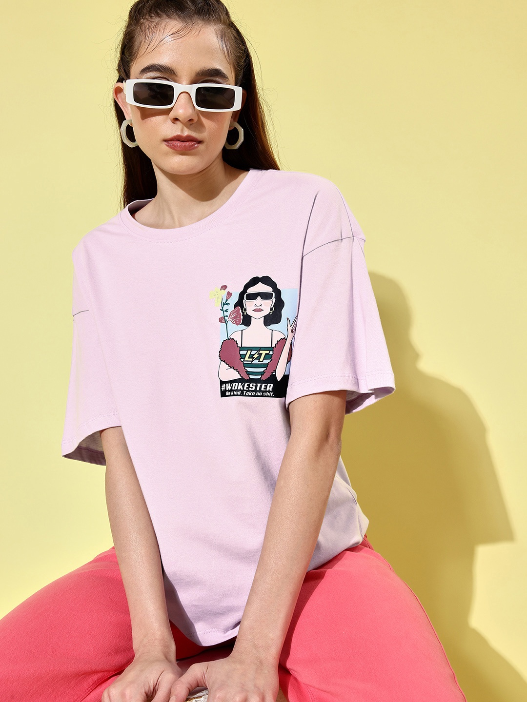 

DressBerry Women Lavender Fog Pure Cotton Winter Foraging Graphic T-shirt