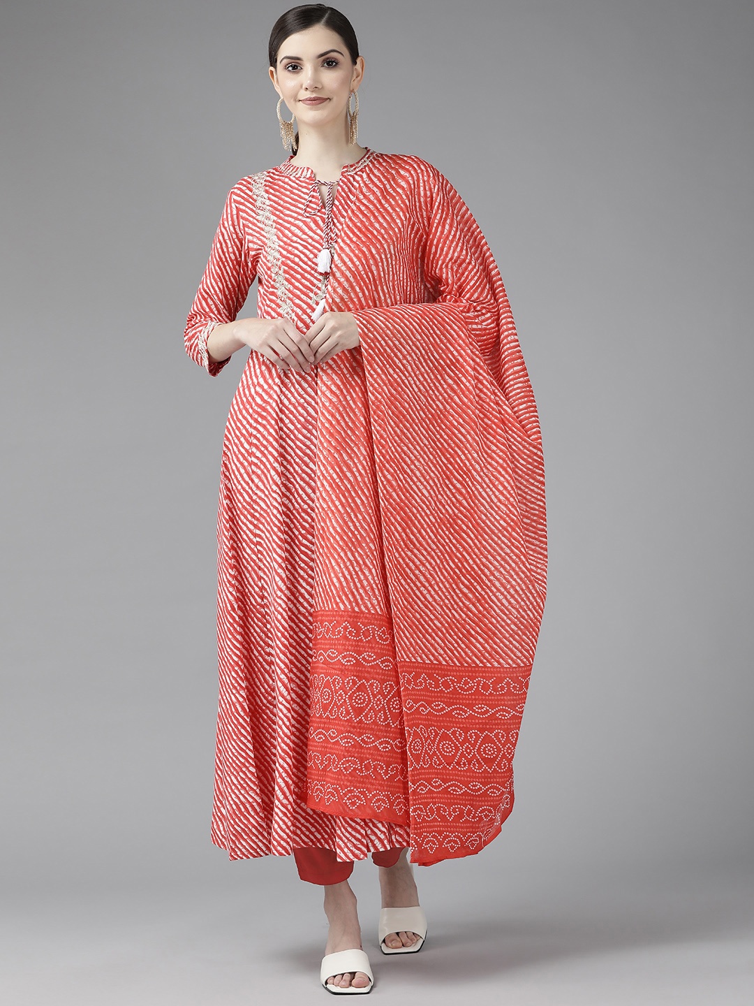 

Yufta Women Rust Red & White Leheriya Sequinned Kurta with Trousers & With Dupatta
