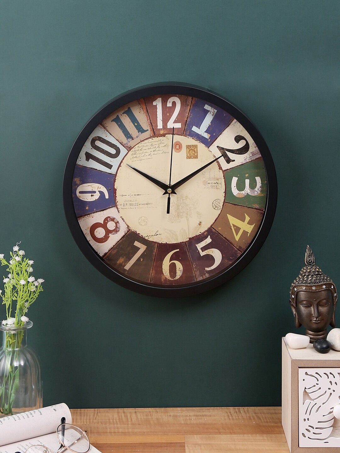 

House Of Accessories Off White & Black Colourblocked Vintage Wall Clock