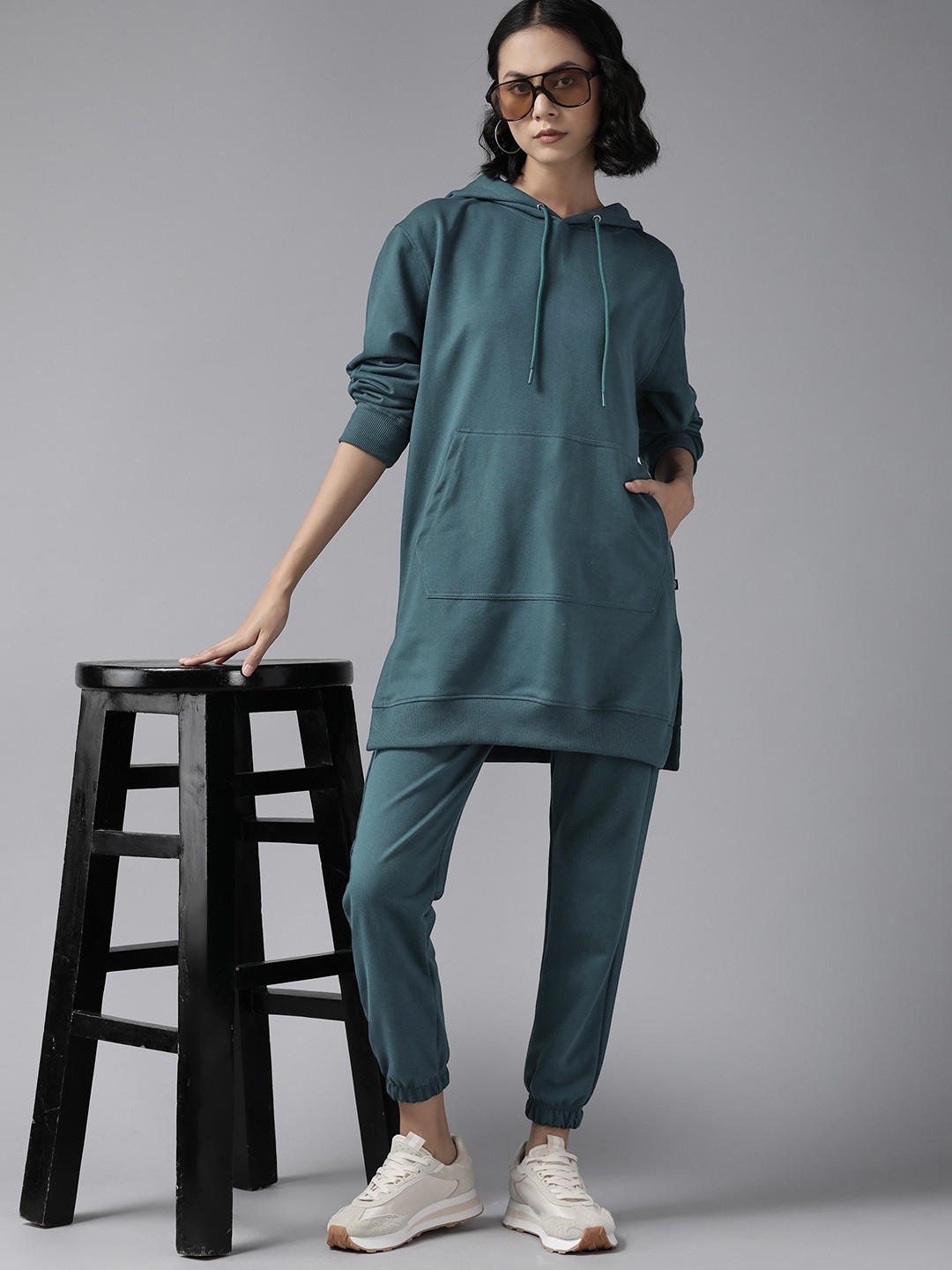 

Roadster Solid Longline Sweatshirt & Joggers Set, Blue