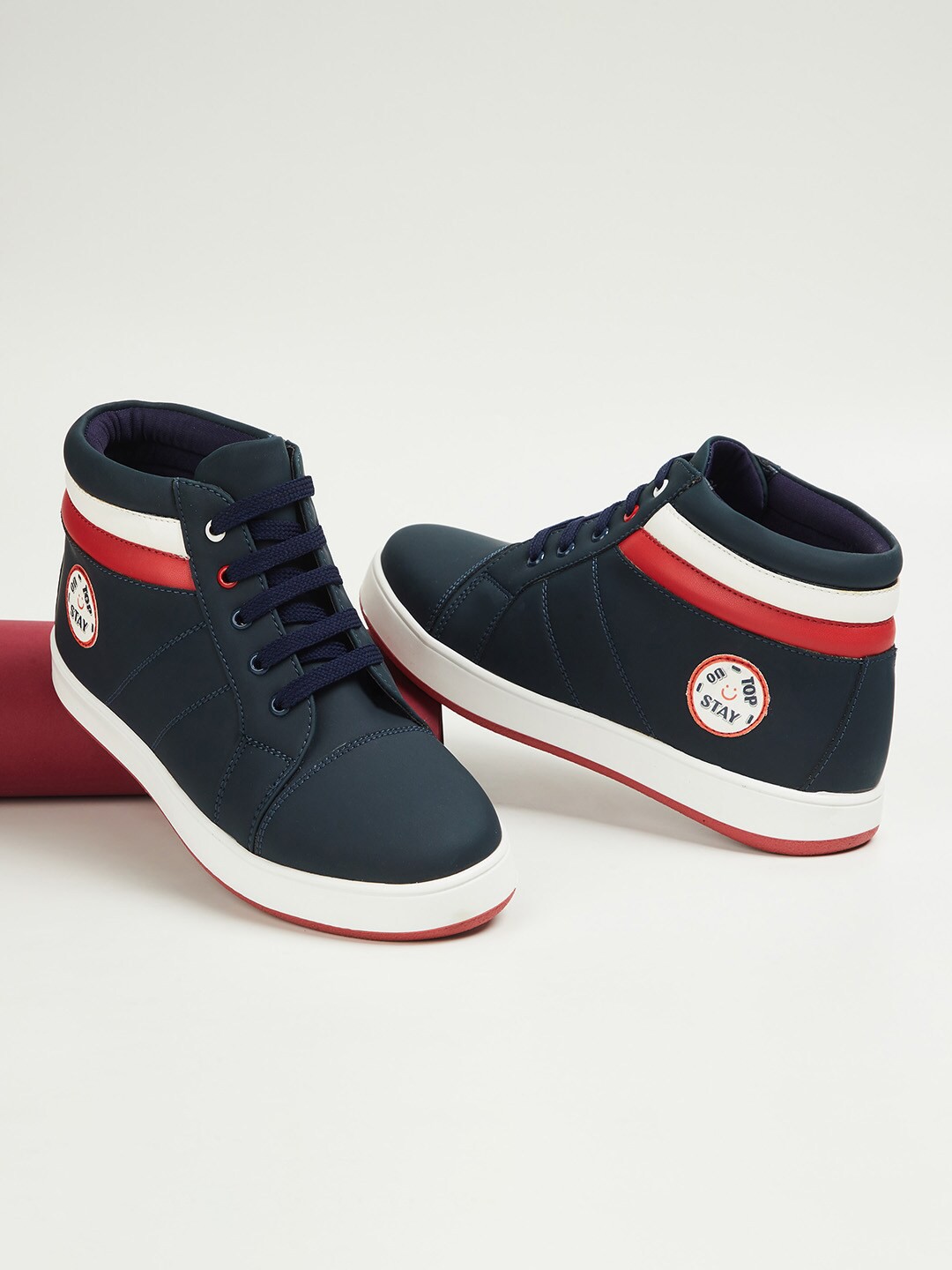 

Fame Forever by Lifestyle Boys Navy Blue Colourblocked Sneakers