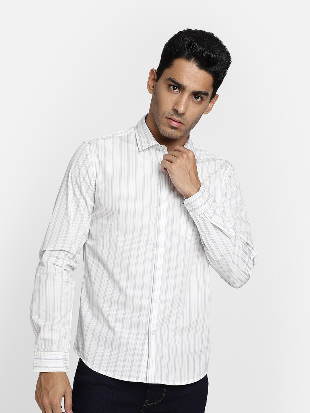 

Aazing London Men White Classic Striped Casual Shirt