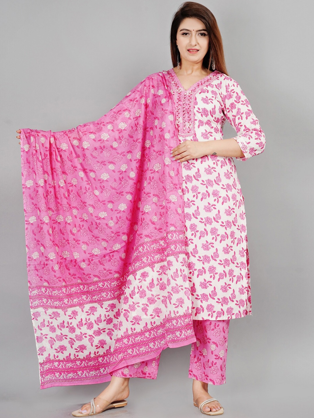 

EtnicaWear Women Pink Floral Printed Pure Cotton Kurta with Palazzos & With Dupatta
