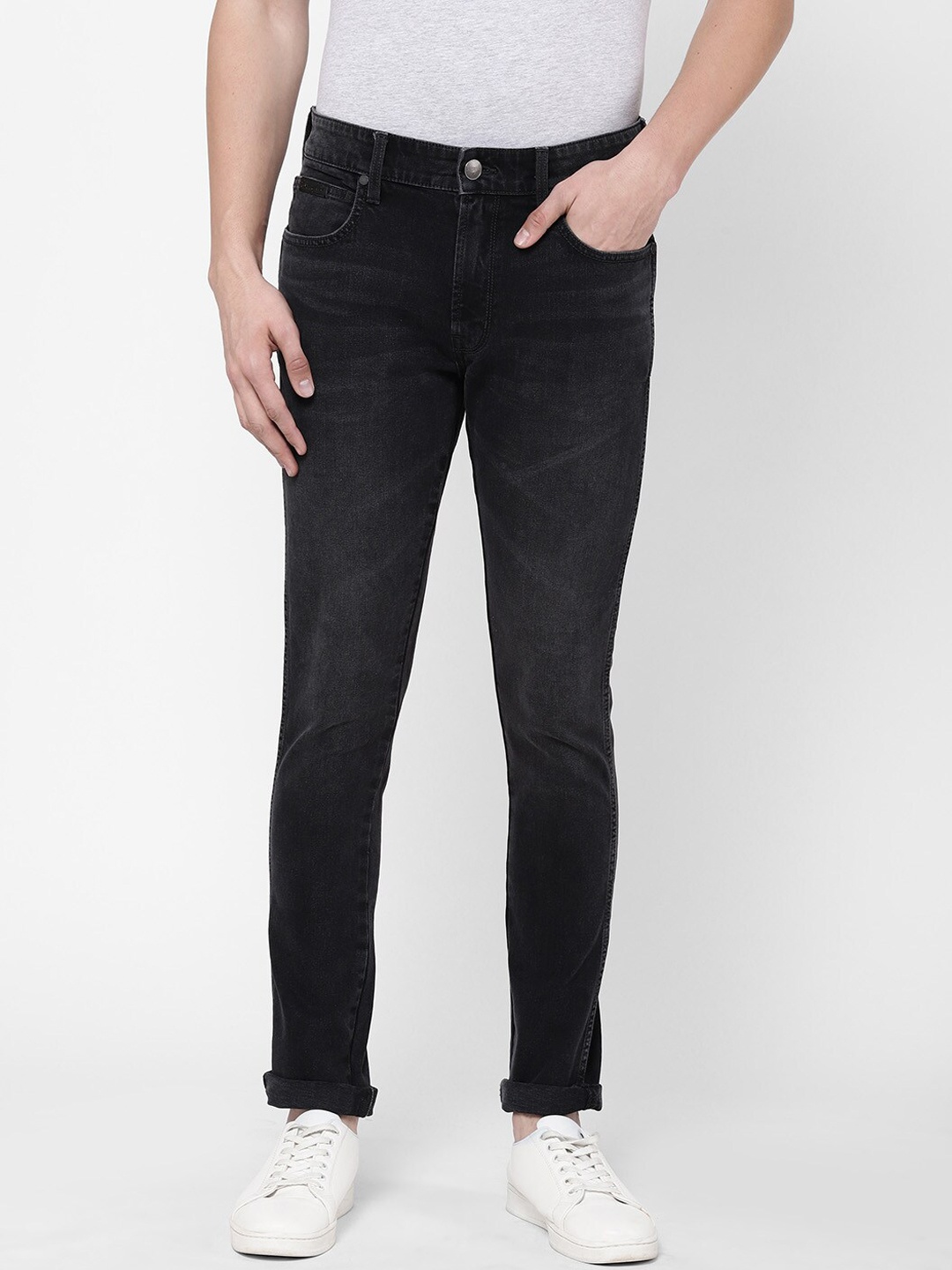 

Wrangler Men Black Skanders Slim Fit Low-Rise Light Fade Stretchable Jeans