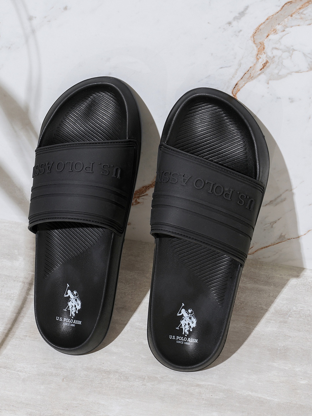

U.S. Polo Assn. Men Brand Logo Printed Sliders, Black