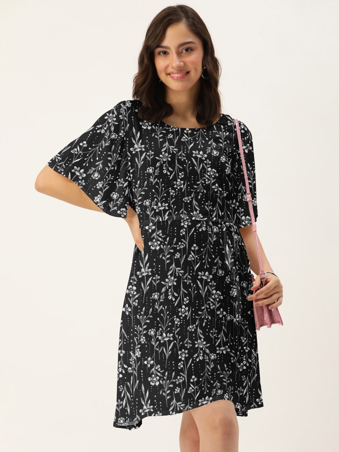 

DressBerry Black & Grey Floral Crepe A-Line Dress