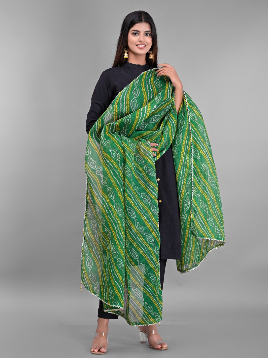 

Apratim Green & Mustard Printed Bandhani Dupatta