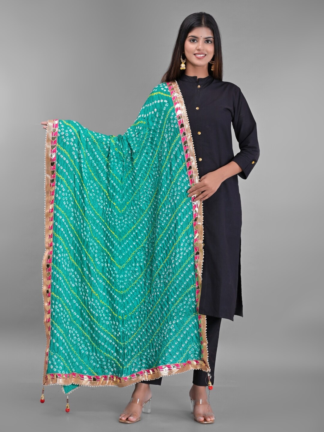 

Apratim Green & White Printed Art Silk Bandhani Dupatta